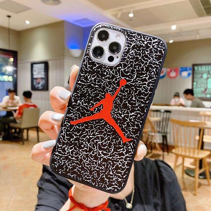 Air Jordan アイフォーン13pro ソフトiphone12mini保護ケース 送料無料エアジョーダンiphone 12promaxスマホケース ロゴ付きair Jordan アイフォン Xrカバー Air Jordan アイフォン 8plusオシャレスマホケース